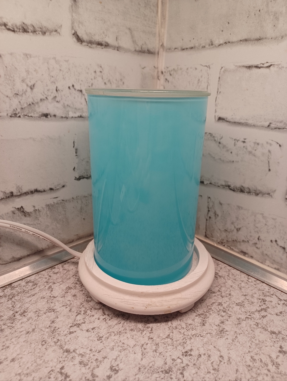 Glossy Blue Simmering Lights Pink Zebra Wax Warmer Simmer Pot White Base